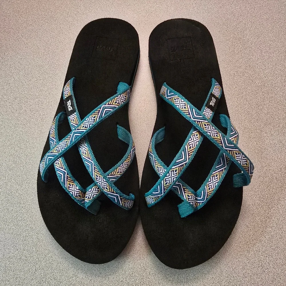 Teva Olowahu Sandals Womens Size 8 Black Teal Geometric Strappy Flip Flops Mush